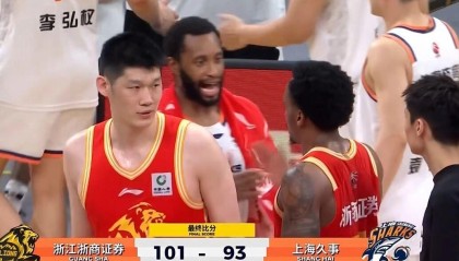 上海男篮不敌广厦，两大隐患明显，球员评分：胡金秋9.6王哲林7.2